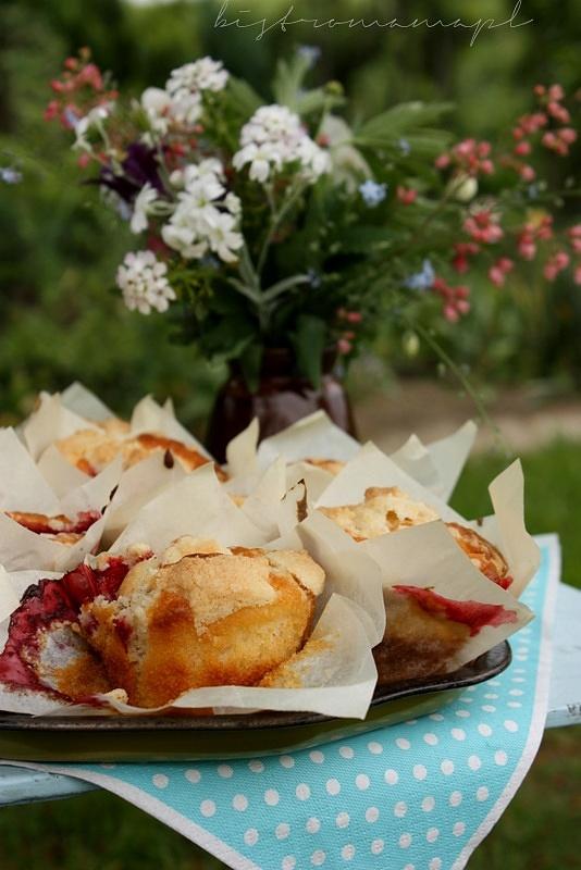 Muffinki z truskawkami i kruszonką