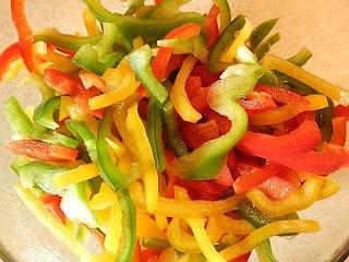 Quesadillas z kurczakiem i warzywami
