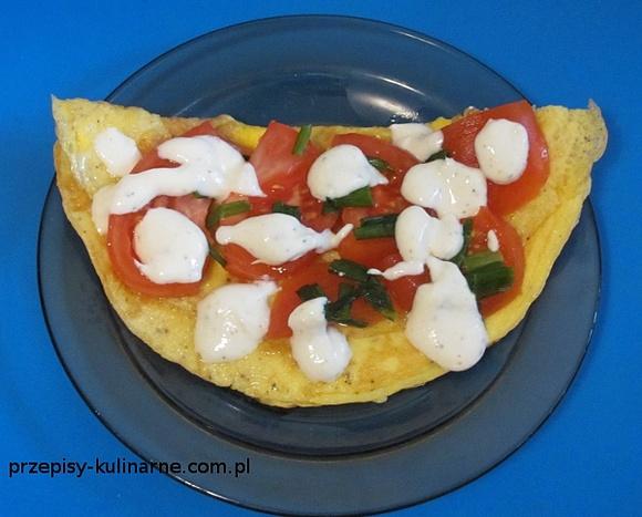 Szybki omlet z pomidorami