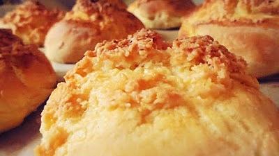 Pao de Deus portugalskie drożdżówki z kokosem