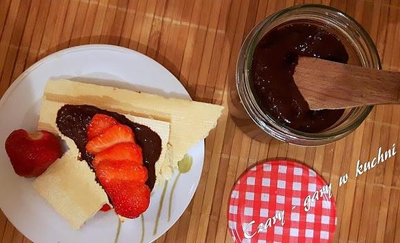 Krem czekoladowy z bananów i awokado