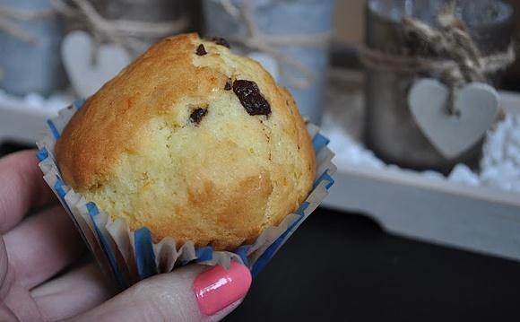 Jak zamienić pączki na muffinki z pomarańczą i czekoladą