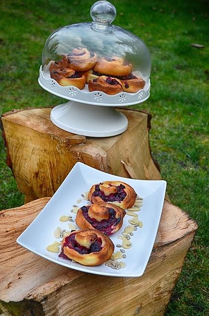 Blabarsbullar z borówkami amerykańskimi i żurawiną