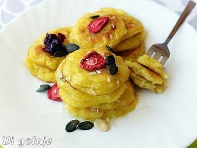 Placuszki kokosowo-ryżowe z melonem i budyniem bezglutenowe