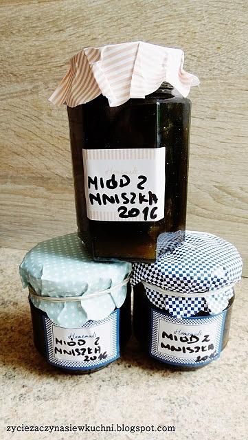 Miód z mniszka lekarskiego na wiosnę