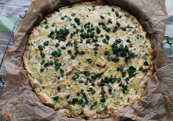 Tarta ze szparagami i kurczakiem bez ciasta