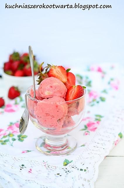 Fit Lody truskawkowo-bananowe w kilka chwil