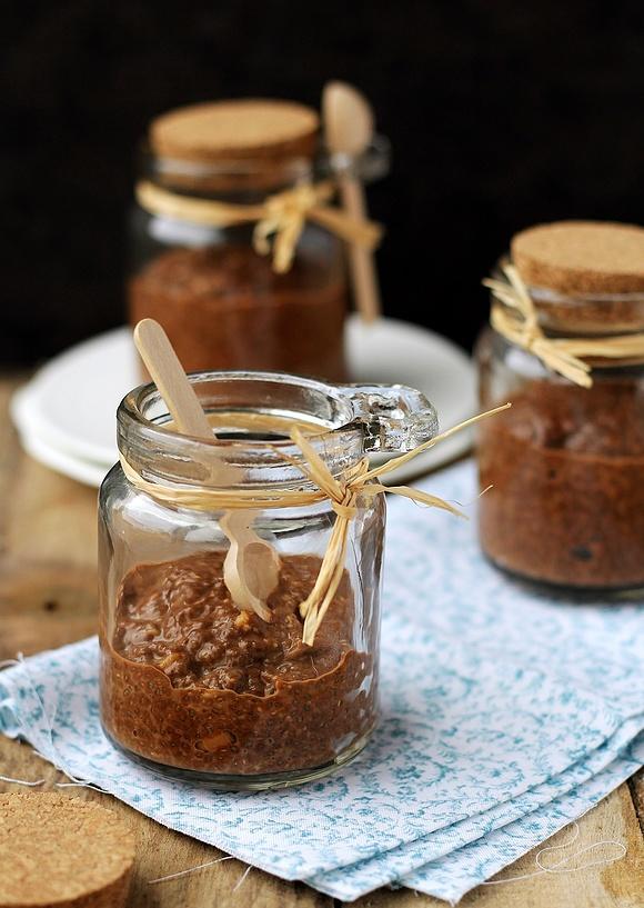 Kawowo-czekoladowy pudding chia na zdrowe i pyszne śniadanie