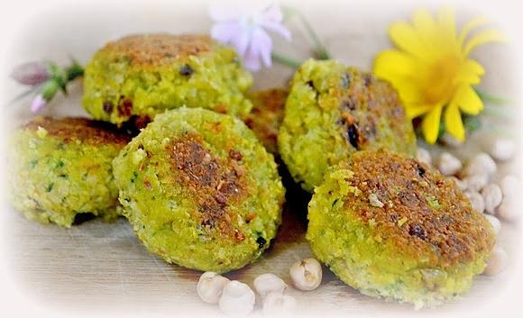 Falafel ze szpinakiem i marchewką