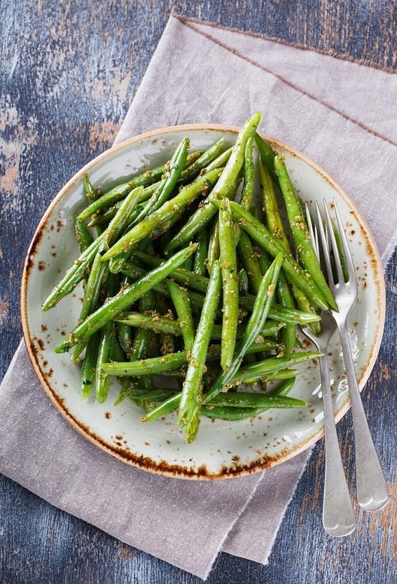 Fasolka szparagowa z bazyliowym pesto