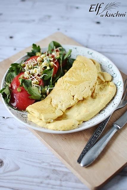 Super puszysty wegański omlet