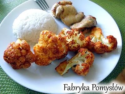 Pieczony kalafior w pomidorowym curry