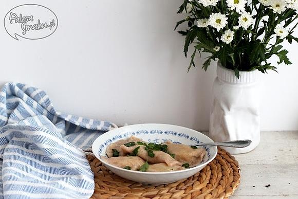 Pierogi z bobem i fetą