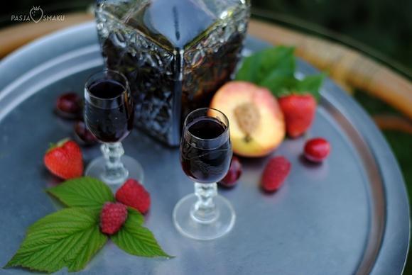 Ratafia – nalewka wieloowocowa