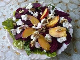 Sałatka a'lla carpaccio buraczkowe