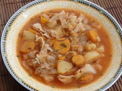 Zupa z młodej kapusty