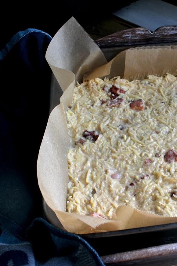 Babka ziemniaczana z mięsem mielonym i boczkiem