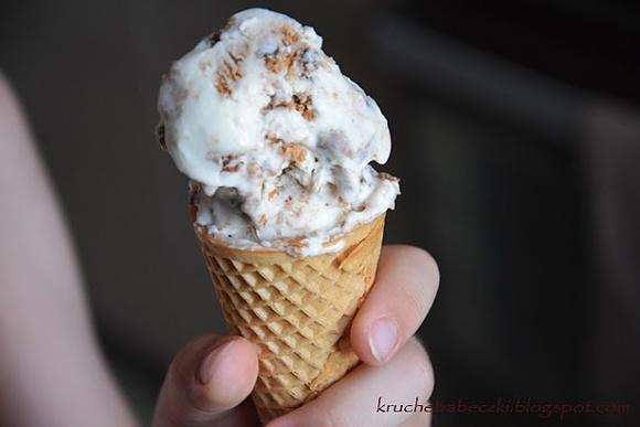 Lody z ciasteczkami bez jajek