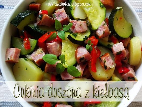 Cukinia duszona z kiełbasą