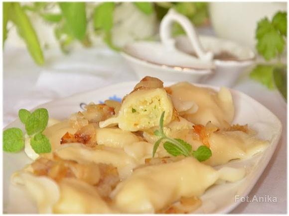 Pierogi ruskie z miętą