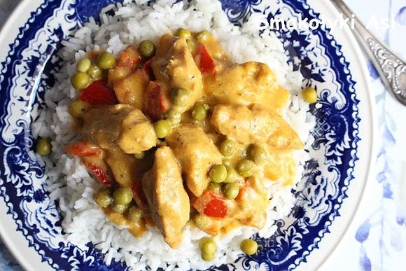 Medaliony z indyka w sosie curry