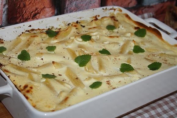 Makaron zapiekany z serem