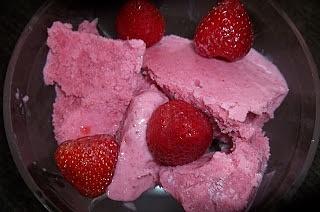 Lody truskawkowe bez cukru