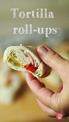 Tortilla roll-ups przekąska na imprezę i na śniadanie