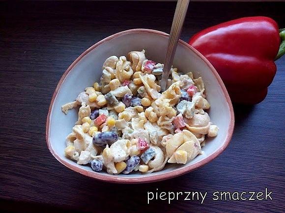Sałatka grillowa z tortellini
