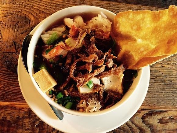 Thaisty – Obama nie jadł tam, ale zupa jest dobra