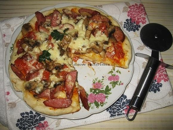 Pizza z patelni