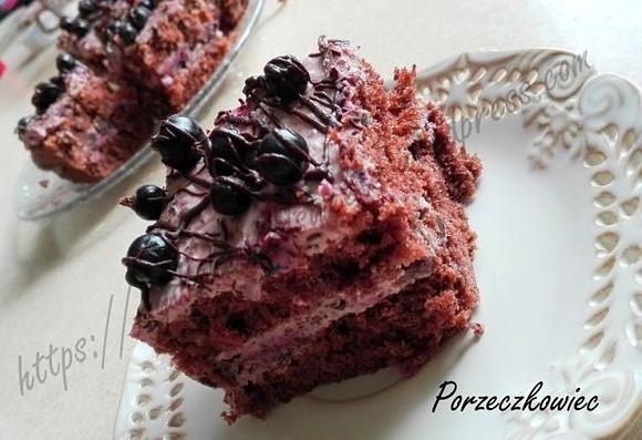 Porzeczkowiec ciasto z czarną porzeczką i chrupiącym kremem
