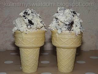 Lody z ciastkami Oreo przyjemny deser na lato