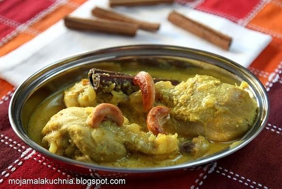 Keralskie curry z kurczaka z jogurtem i orzechami nerkowca