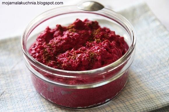 Hummus z buraczków
