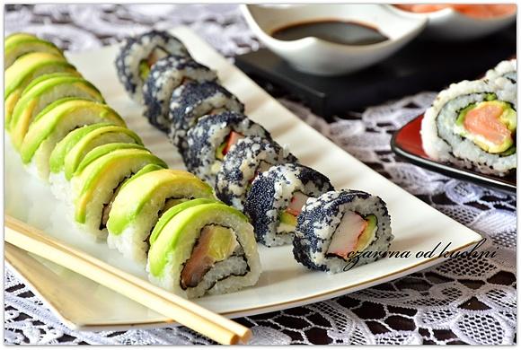 Uramaki z kawiorem i awokado