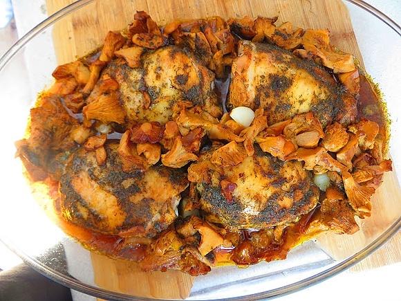 Pieczone podudzia z kurczaka z kurkami i koperkiem