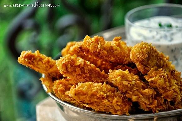 Nuggetsy z sosem jogurtowym