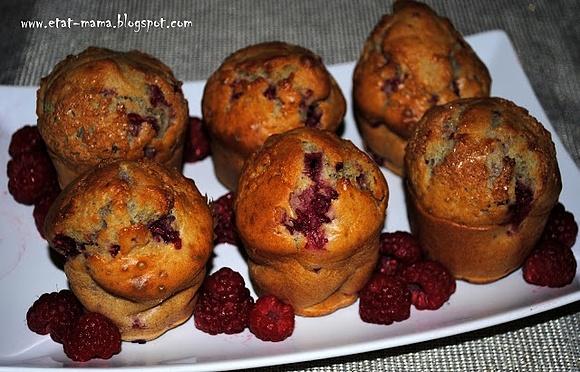 Muffiny z malinami