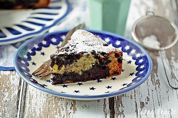 Proste ciasto z jagodami i mascarpone