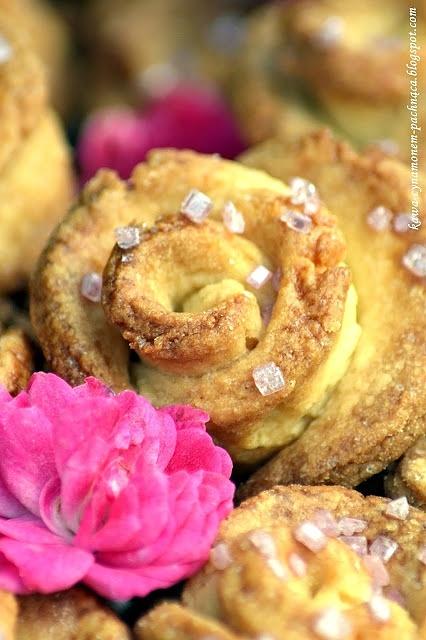 Ciastka kruche różyczki