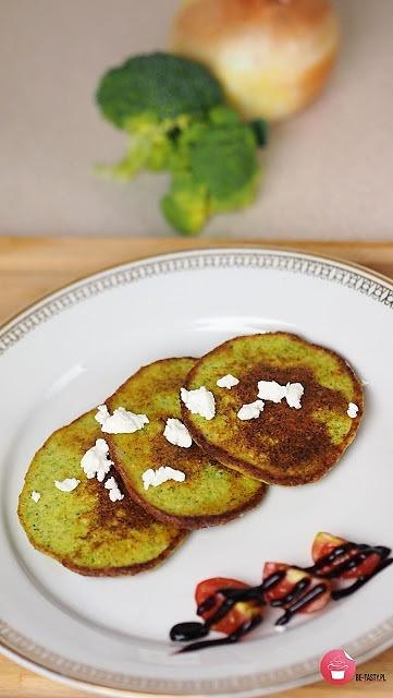 Brokułowe placki z parmezanem