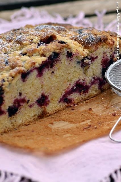 Szybkie ciasto z porzeczkami i kruszonką