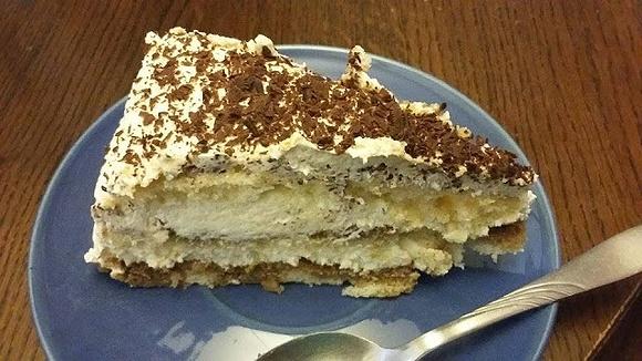 Tort tiramisu