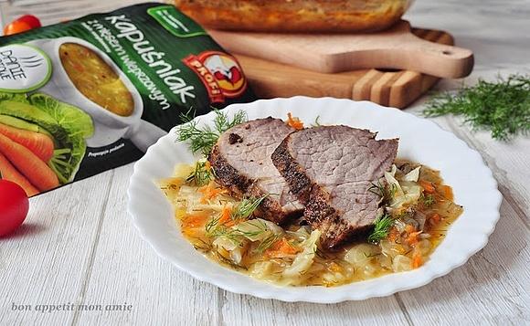 Polędwiczki zapiekane w kapuście