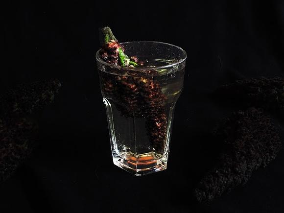 Indiańska lemoniada z sumakiem