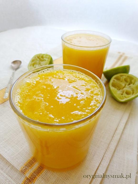 Smoothie z melona miodowego, mango i soku pomarańczowego