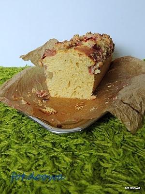 Ciasto drożdżowe z rabarbarem