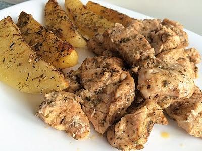 Pieczona pierś kurczaka z przyprawą gyros