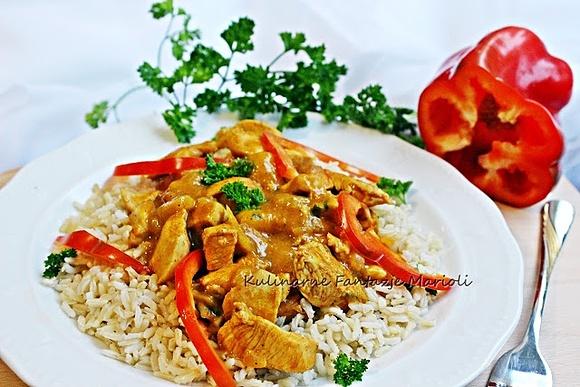 Kurczak w prostym sosie curry